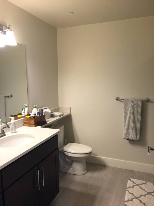 Marble sinks and plenty of counter space in the bath