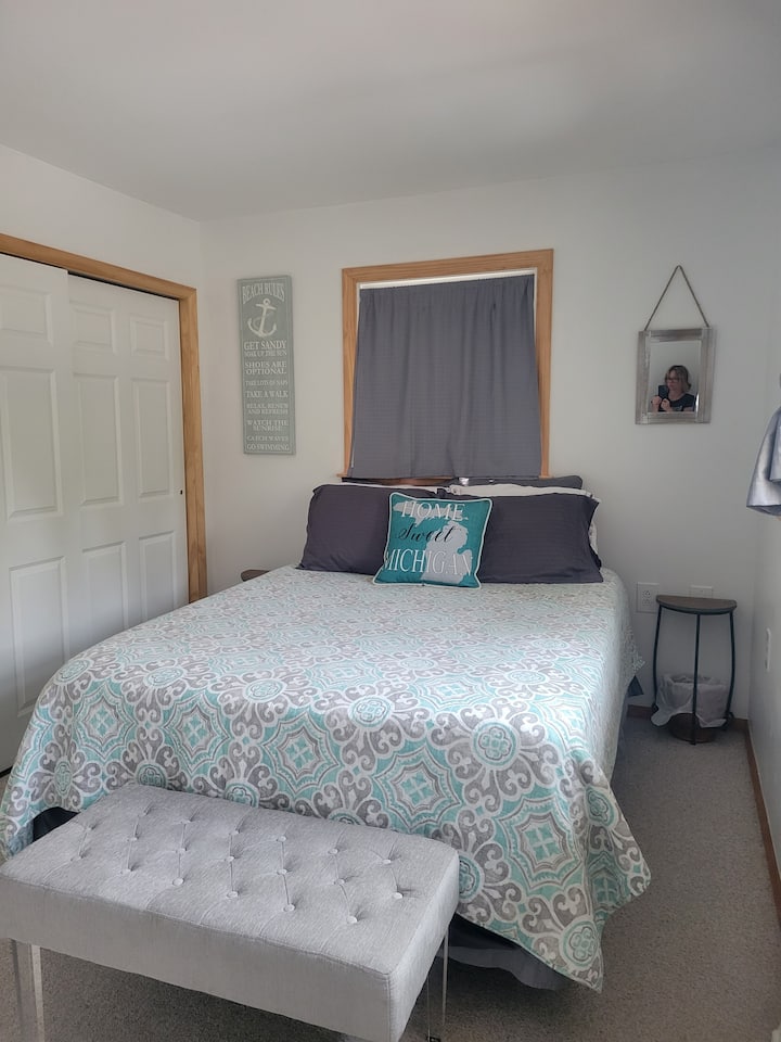 Საწოლი 15 × 203 სმ