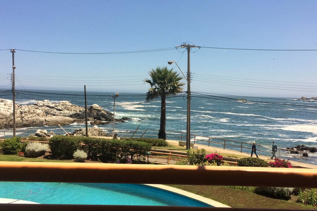 piscina y playa privada