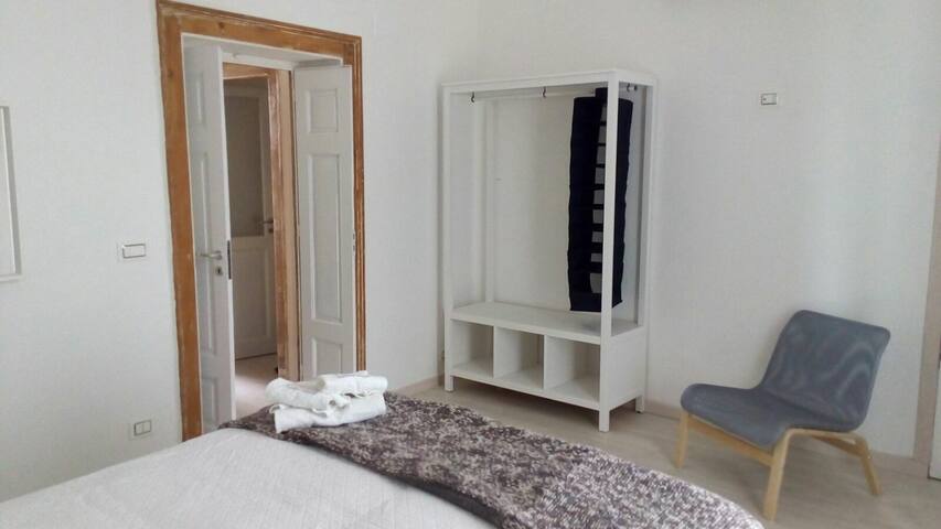 Airbnb Adelfia Vacation Rentals Places To Stay