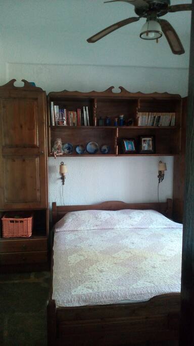 bedroom 1 double bed.
