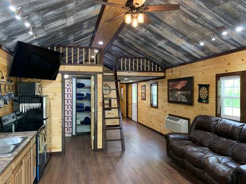 Hillside Cabin #4 Annapolis, MO Black River