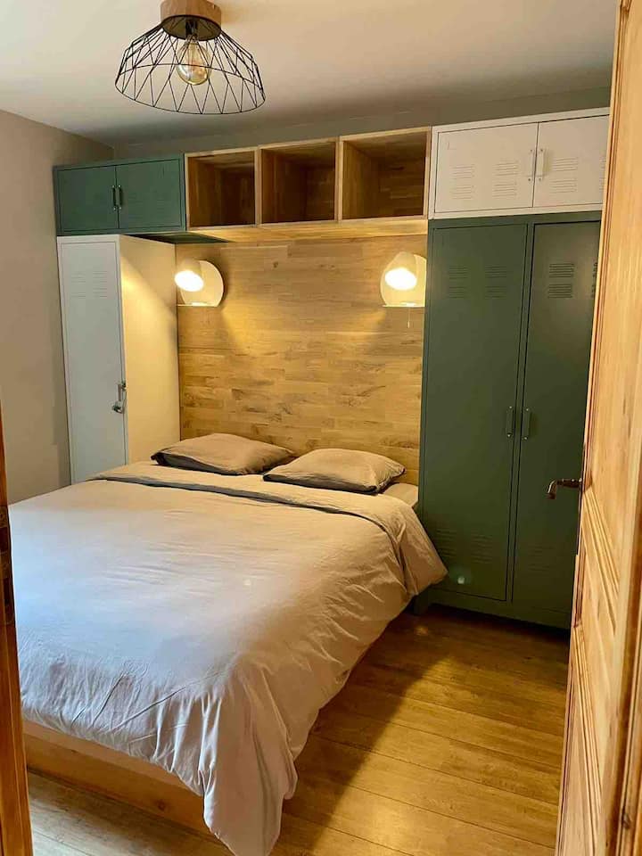 Schlafzimmer 2