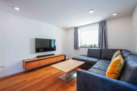 Popular Airbnb listing: Beautiful 2.5-room 4-star apartment in the Allgäu in Lindau (Bodensee)