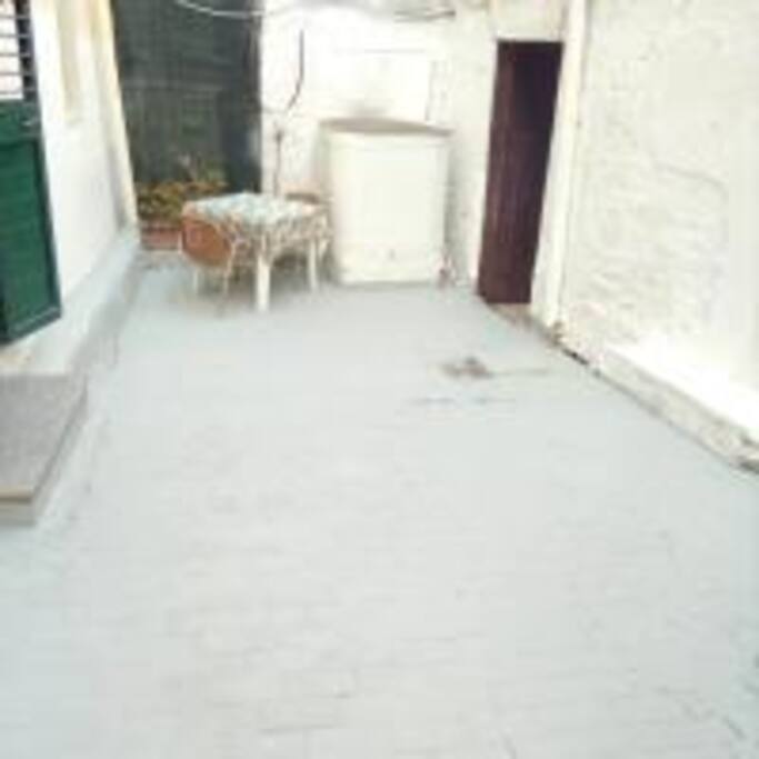 ingresso dal cortile