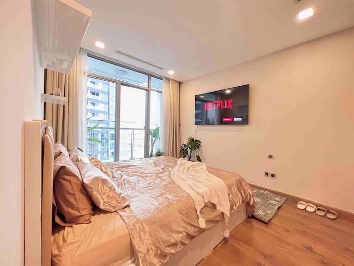 舒适卧室和无Netflix账号 