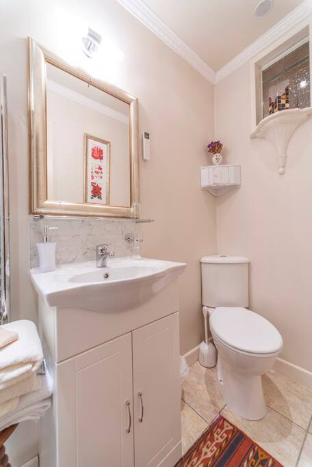 Ensuite bathroom