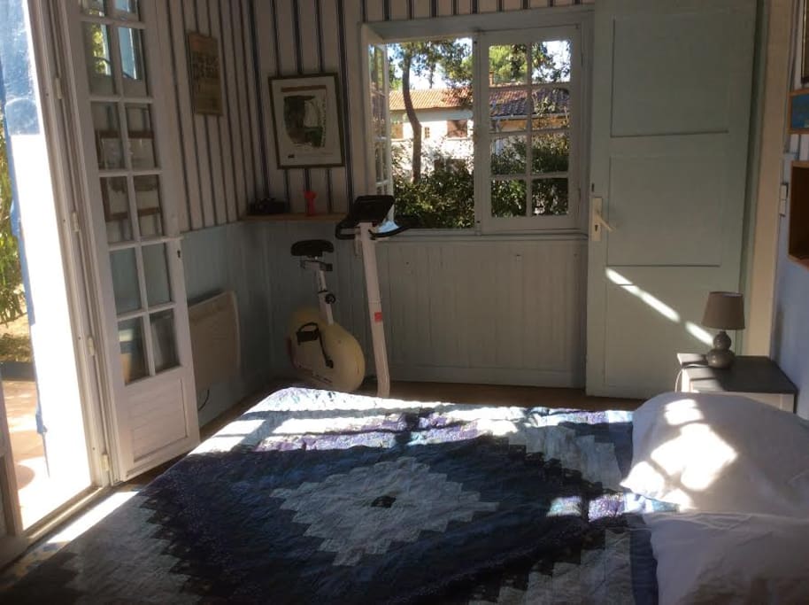 Chambre ouest 12 m² avec terrasse