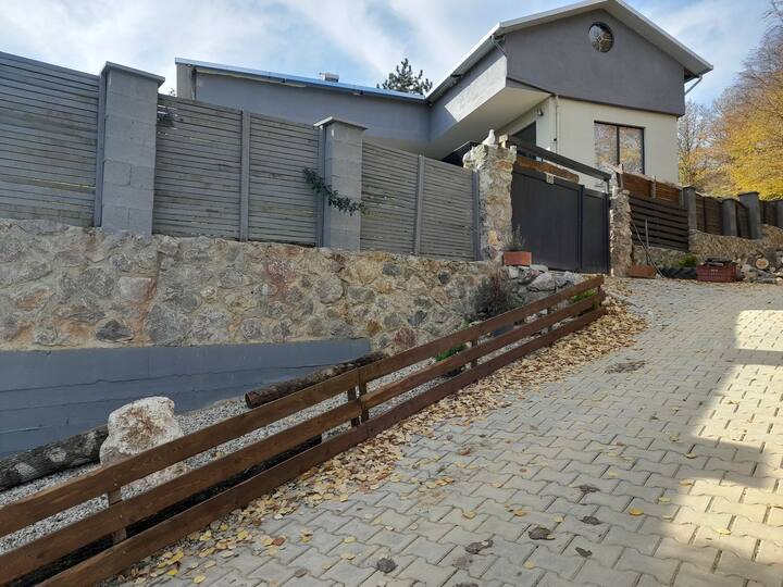 Turkish Retreat in Beautiful Mountain area Bed and breakfasts for