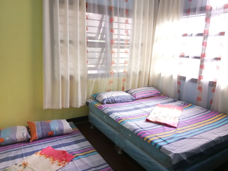 BEDROOM 2
- good for 4-5 persons