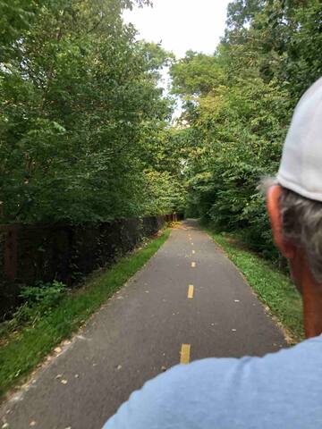 Cottage in the Alley, River View, Stillwater gallery image 5