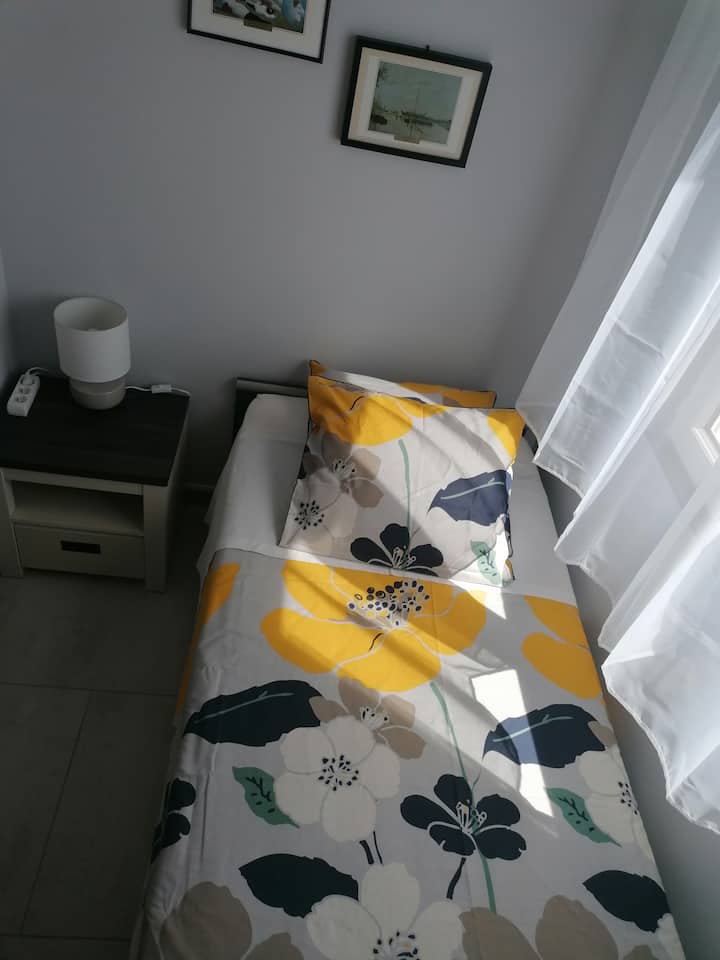 2ª habitación infantil, cama de 90x200 
