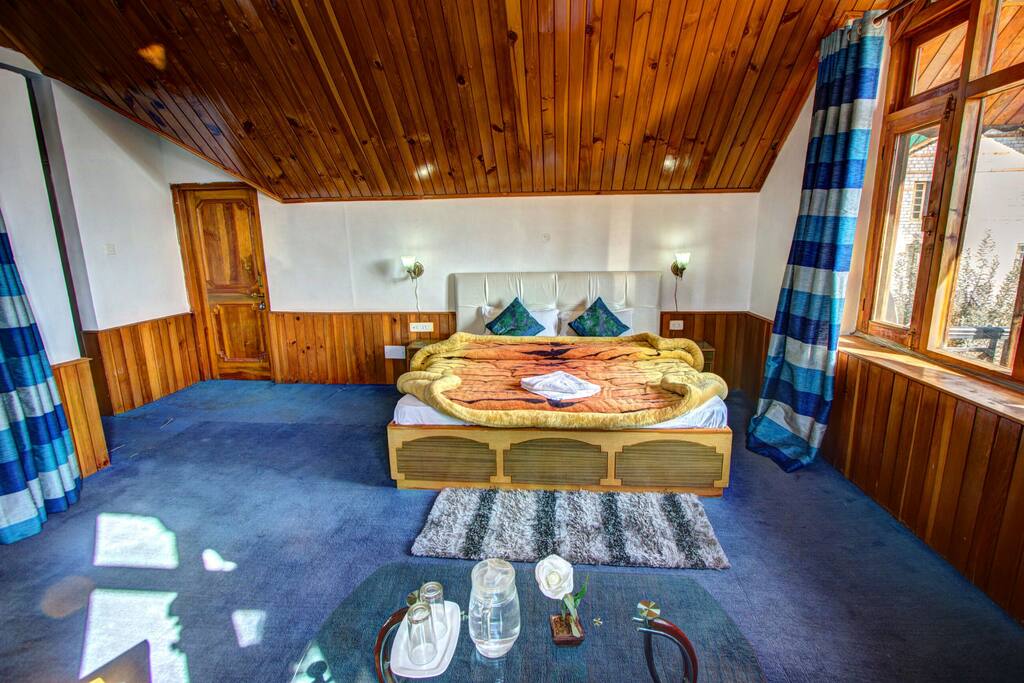 Bed Room