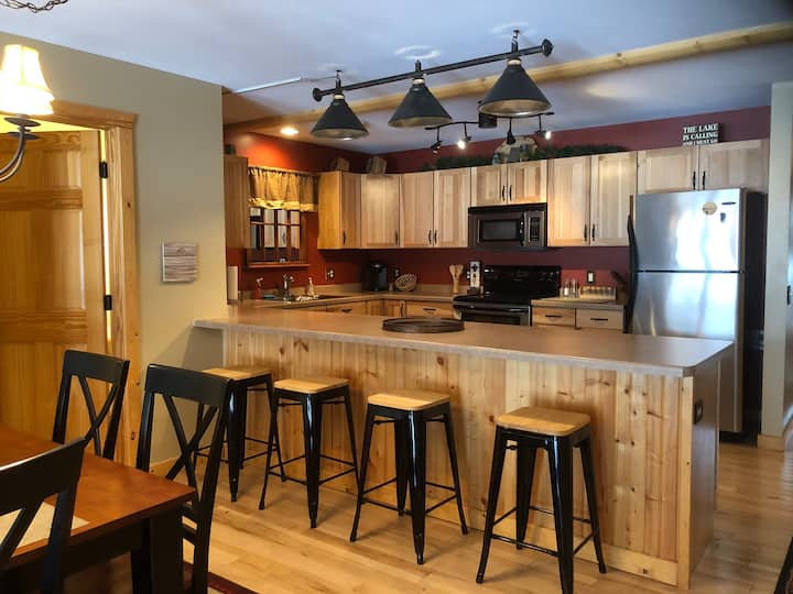 Minocqua Lake Condo 3 dormitorios a pocos pasos del centro Adosados