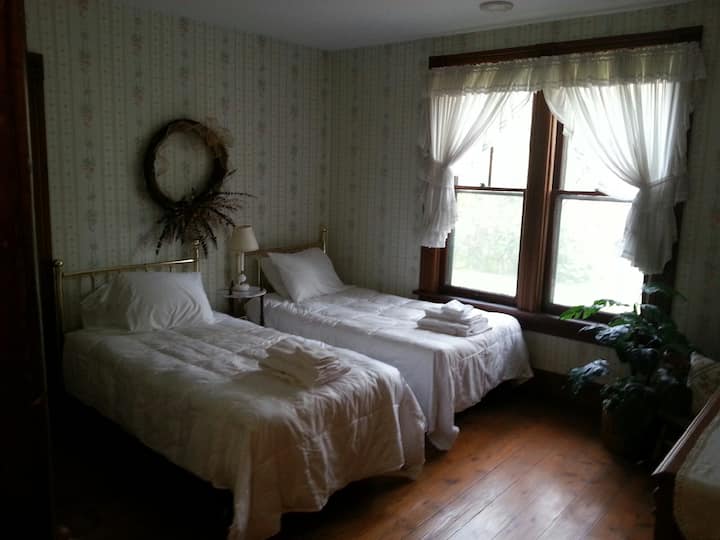 The Twin Room