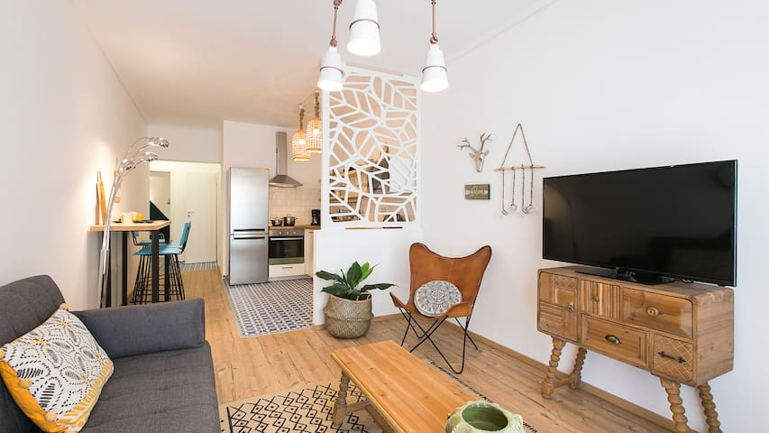 #FLH - Boho Chic Apartment, Agia Sofia District