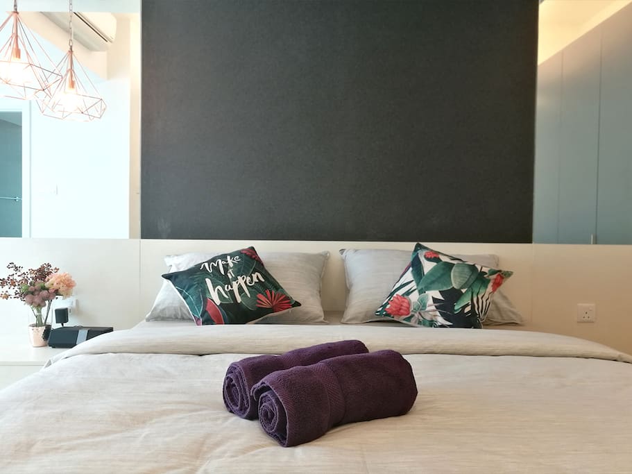 Lifestyle Suite | Master Bedroom