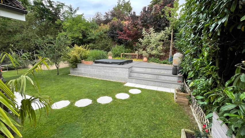 Charming family home in Montreux with jacuzzi gallery image 4