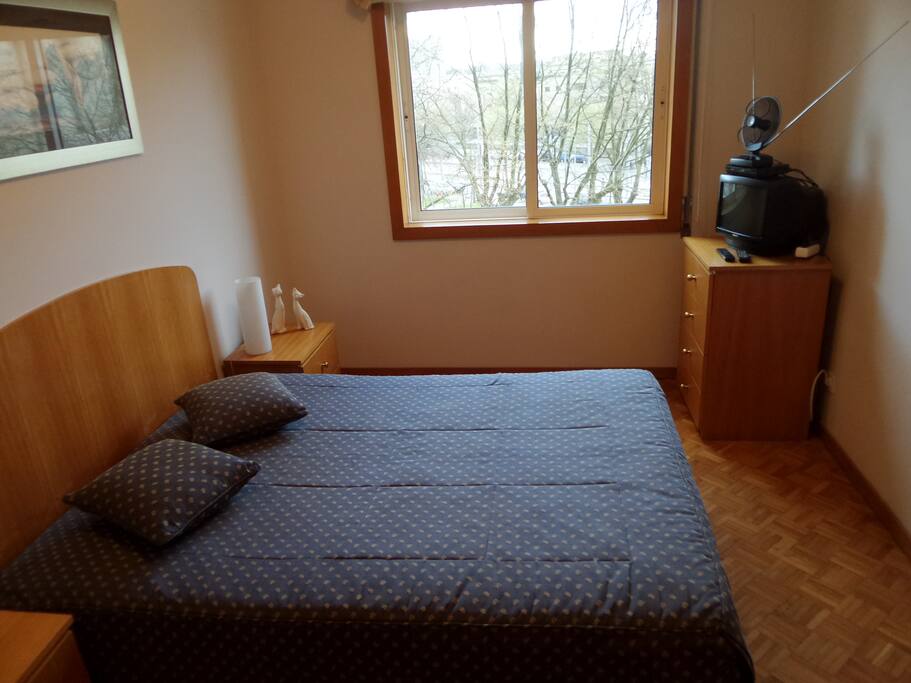Bed room