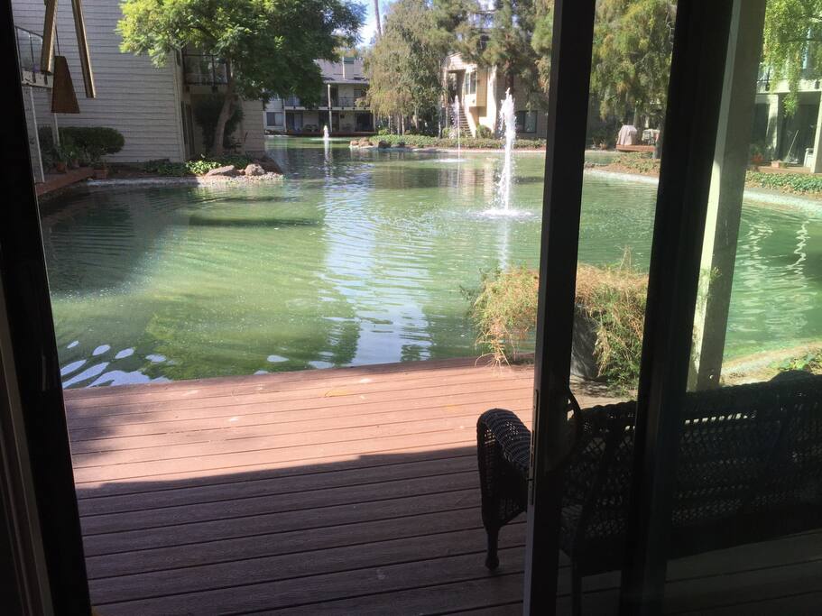 Veranda, lagoon & fountains