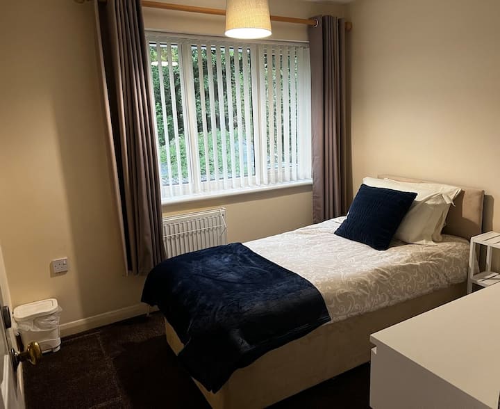 Crawley Holiday Rentals & Homes England, United Kingdom Airbnb