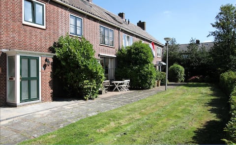 Amsterdam, Haarlem, beach (free tandem and bikes!)