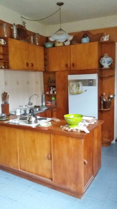 Simpática cocina muy completa