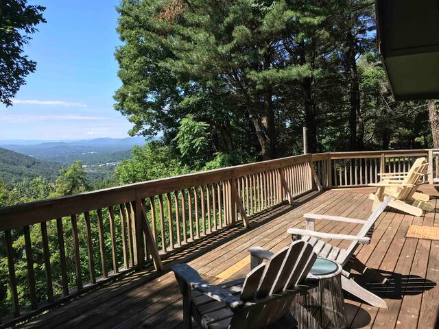 Amazing Asheville Location VIEWS! gallery image 3