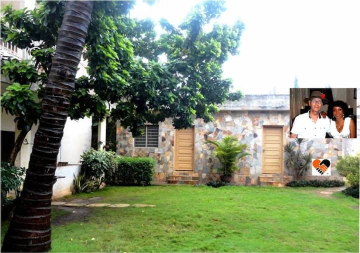 Independent Bungalow in Tropical Paradise