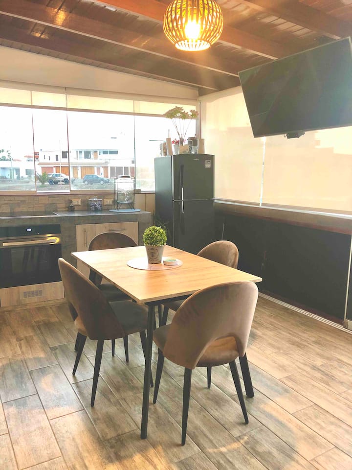 Loft Moderno Con Piscina Pequeña Privada - Chilca