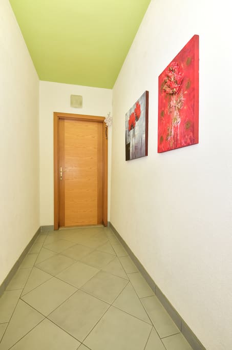 Antrance to apartment