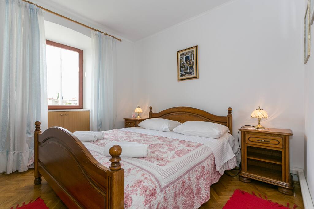 Bedroom no.1
