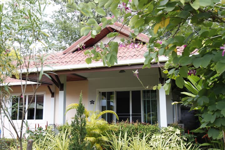 Baan Chao Koh Cottage Jumelé Calme Et Mer L3 - Ko Lanta