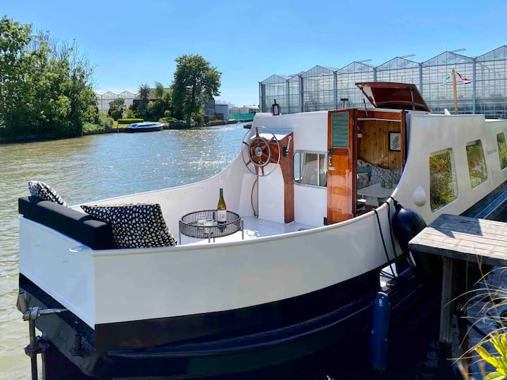 Sleep on the boat near The Hague and beach Boats for Rent in Poeldijk