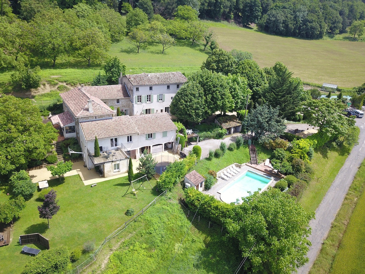 Gîte Les Tilleuls - au Calme & Familial