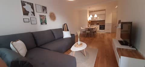 Popular Airbnb listing: Apartment PortoVista in ❤ of downtown in Topolica