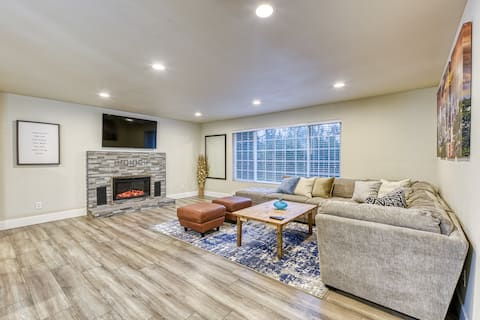 Rustic Modern Mid Century Big Farmhouse *2 AC*