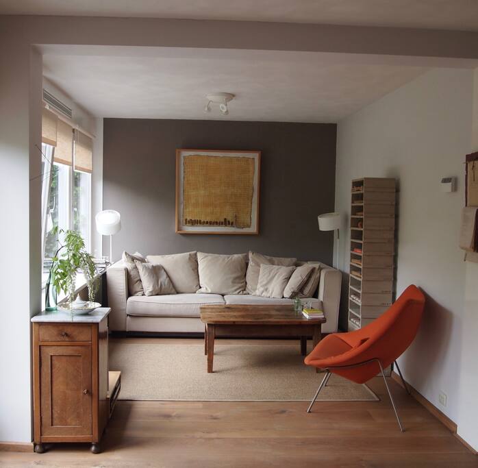 De woonkamer/ das Wohnzimmer