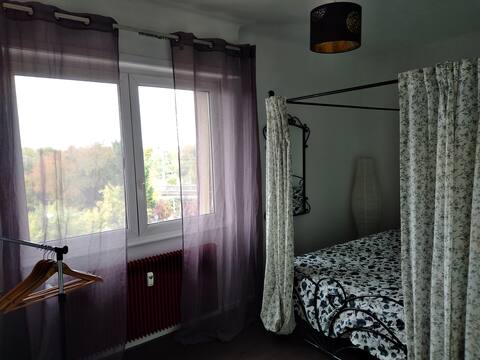 Chambre 2p avec petit déj dans T3 montagne verte