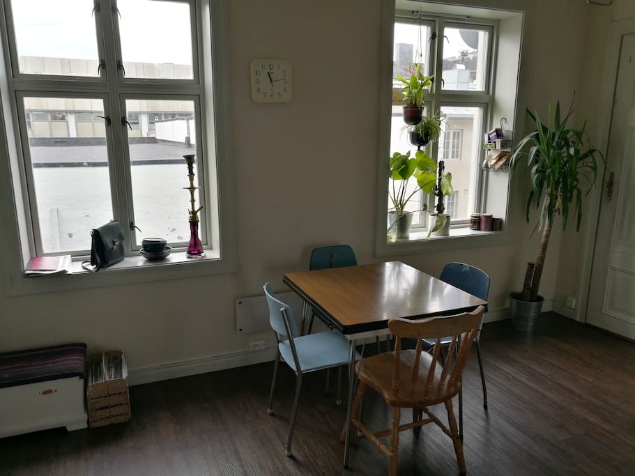 Kitchen table
