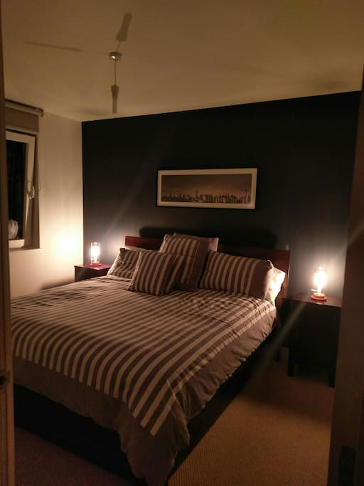 Huge super comfy SUPER Kingsize bed