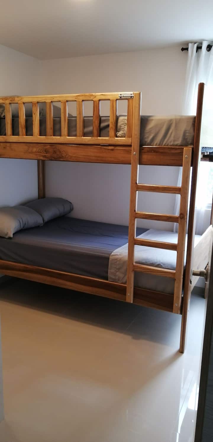 Chambre 4, lit superposé.