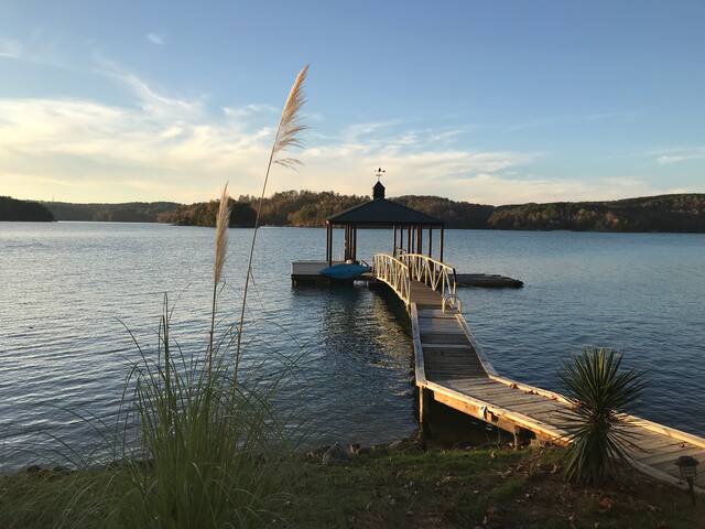 Airbnb Lake Keowee Vacation Rentals Places To Stay