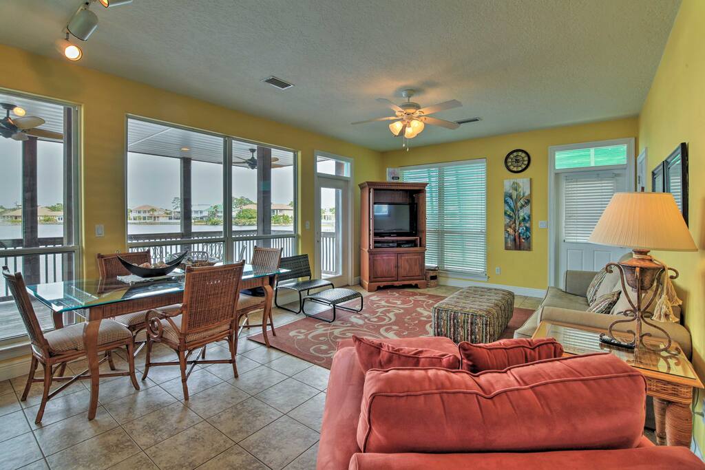 The interior is bright and welcoming!