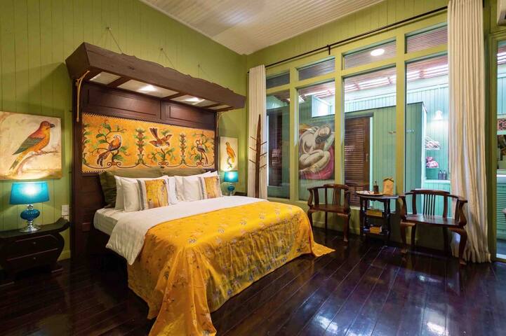 Artist House & Gallery – 5 Guest Suites for 17 pax gallery image 3