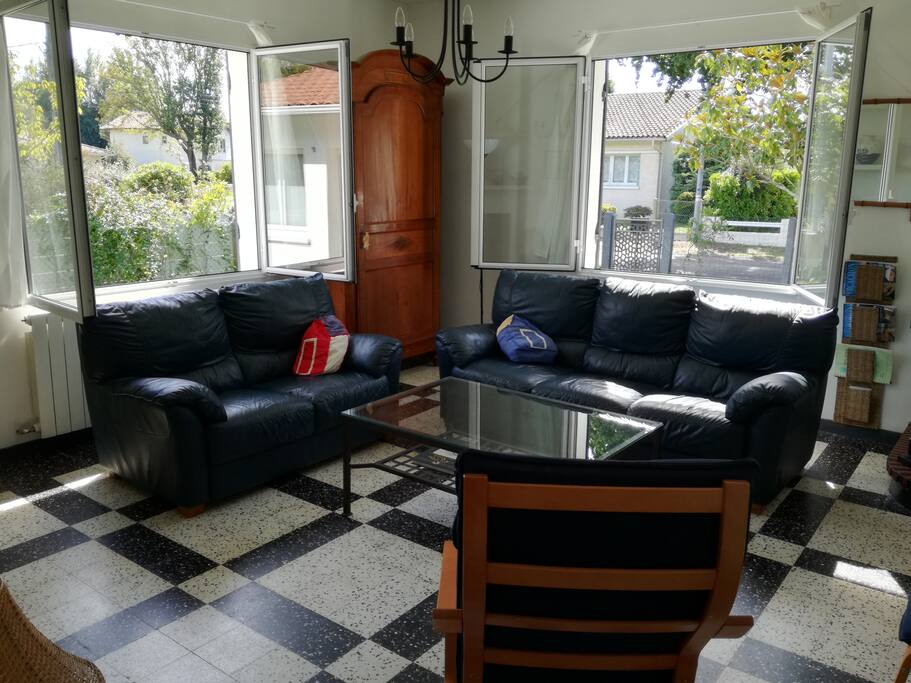 Salon