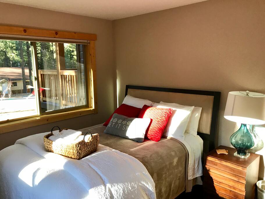 Queen bed