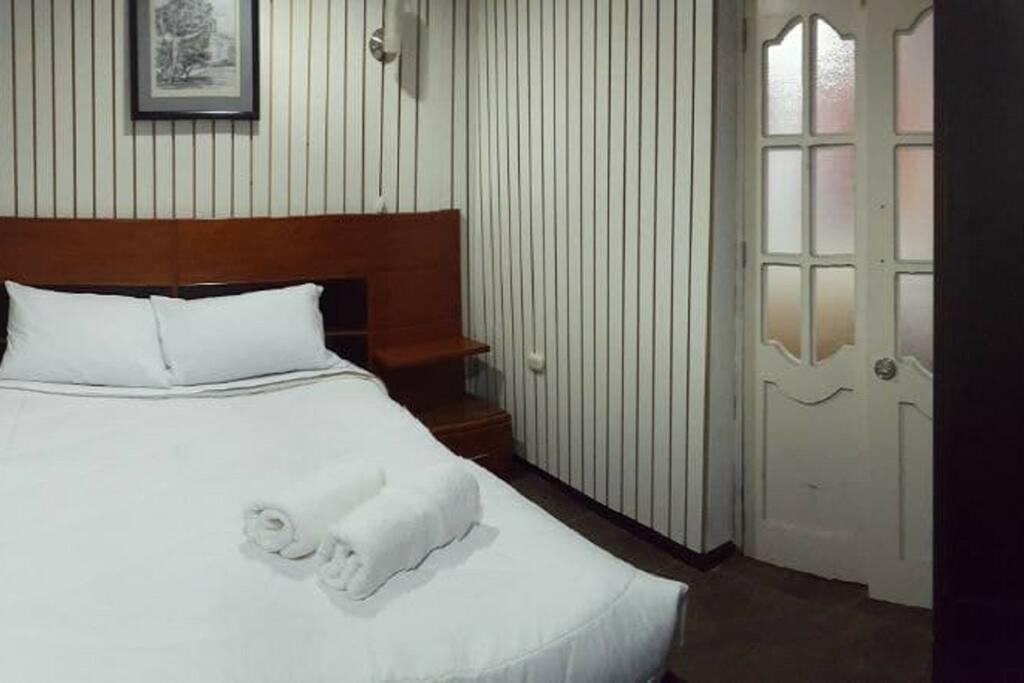 HABITACIÓN MATRIMONIAL