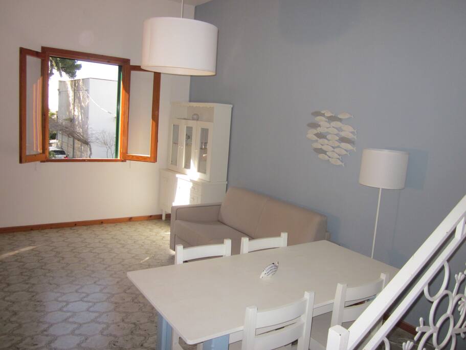 soggiorno con divano letto