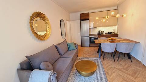 Top big Luxury flat at Perea, 20 meters to beach.